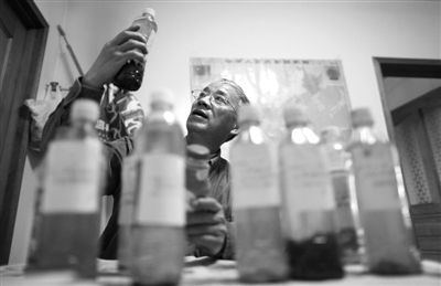 北京清河中游日排污水最高25萬噸散發(fā)惡臭(組圖)