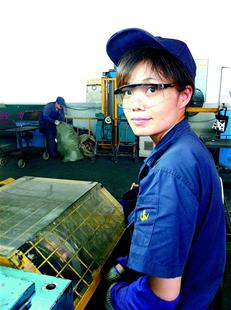 湖北高危企業(yè)工人安全意識差　嚴重影響健康2