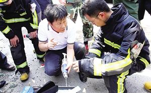 救援人員現(xiàn)場(chǎng)分析情況