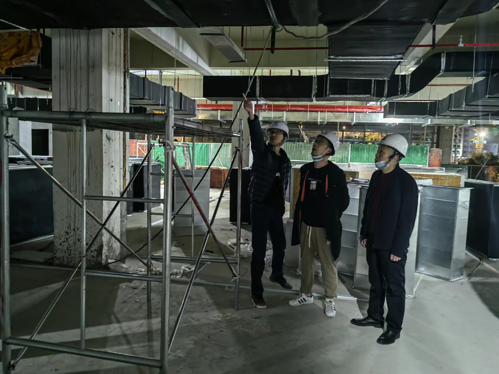 湘江新區(qū)麓谷街道圣湘生物施工工地“11·20”事故調(diào)查報(bào)告