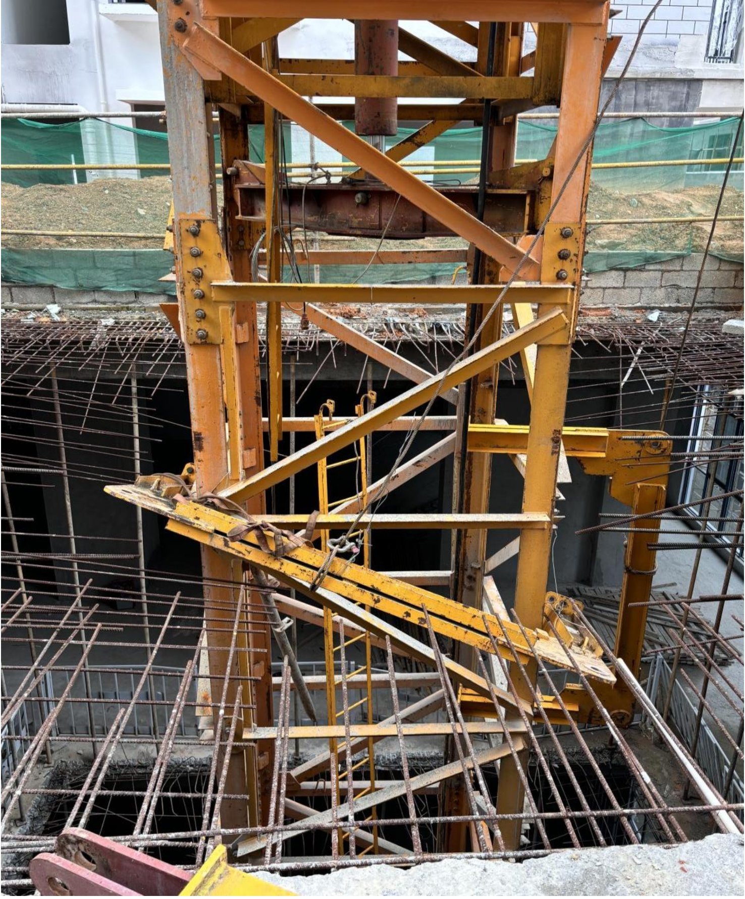 凌云縣馬棧市場建設(shè)項目“6·25”高處墜落事故調(diào)查報告