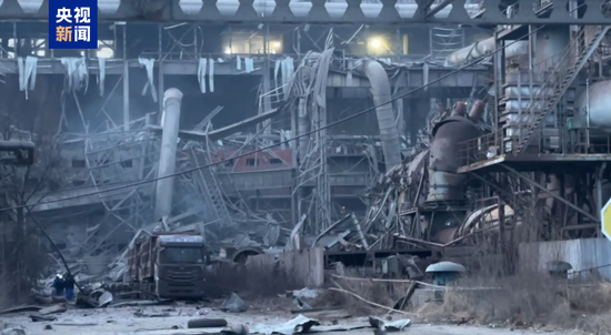 內(nèi)蒙古包鋼一板材廠爆炸事故 已致2死8失聯(lián)84傷